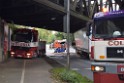 LKW blieb unter Bruecke haengen Koeln Ehrenfeld Innere Kanalstr Hornstr P295